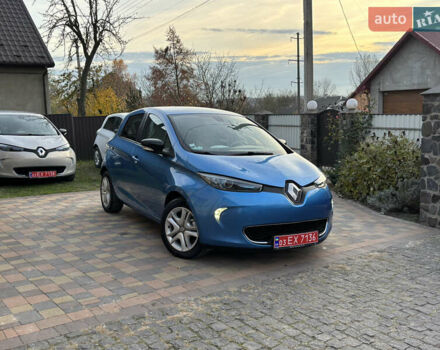 Синий Рено Зое, объемом двигателя 0 л и пробегом 166 тыс. км за 8999 $, фото 1 на Automoto.ua