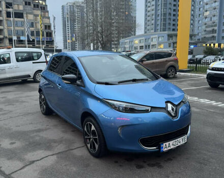 Синий Рено Зое, объемом двигателя 0 л и пробегом 61 тыс. км за 11400 $, фото 1 на Automoto.ua