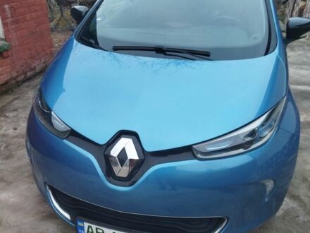Синий Рено Зое, объемом двигателя 0 л и пробегом 160 тыс. км за 12500 $, фото 1 на Automoto.ua