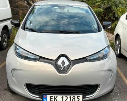 Зеленый Рено Зое, объемом двигателя 0 л и пробегом 83 тыс. км за 5100 $, фото 1 на Automoto.ua