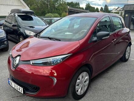 Оранжевый Рено Зое, объемом двигателя 0 л и пробегом 41 тыс. км за 8700 $, фото 1 на Automoto.ua