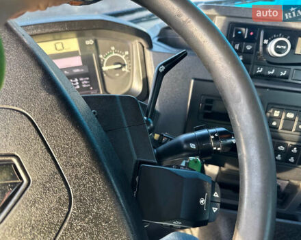 Рено C-Series, объемом двигателя 0 л и пробегом 260 тыс. км за 69000 $, фото 18 на Automoto.ua