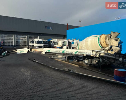 Рено C-Series, объемом двигателя 0 л и пробегом 260 тыс. км за 69000 $, фото 12 на Automoto.ua