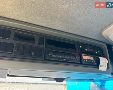 Рено C-Series, объемом двигателя 0 л и пробегом 260 тыс. км за 69000 $, фото 11 на Automoto.ua