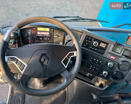 Рено C-Series, объемом двигателя 0 л и пробегом 260 тыс. км за 69000 $, фото 3 на Automoto.ua