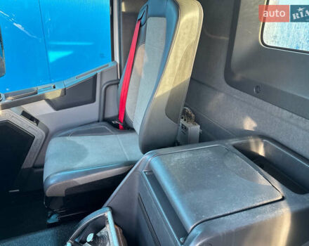 Рено C-Series, объемом двигателя 0 л и пробегом 260 тыс. км за 69000 $, фото 48 на Automoto.ua