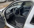 Белый Рено Clio Symbol, объемом двигателя 1.4 л и пробегом 456 тыс. км за 1950 $, фото 5 на Automoto.ua