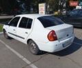 Белый Рено Clio Symbol, объемом двигателя 1.39 л и пробегом 410 тыс. км за 2200 $, фото 6 на Automoto.ua
