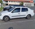 Белый Рено Clio Symbol, объемом двигателя 1.39 л и пробегом 410 тыс. км за 2200 $, фото 4 на Automoto.ua