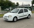 Белый Рено Clio Symbol, объемом двигателя 1.4 л и пробегом 246 тыс. км за 2050 $, фото 6 на Automoto.ua