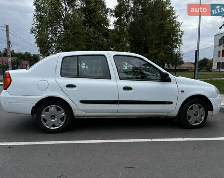 Белый Рено Clio Symbol, объемом двигателя 1.39 л и пробегом 335 тыс. км за 2300 $, фото 1 на Automoto.ua