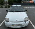 Белый Рено Clio Symbol, объемом двигателя 1.39 л и пробегом 335 тыс. км за 2300 $, фото 1 на Automoto.ua