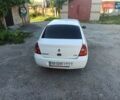 Белый Рено Clio Symbol, объемом двигателя 1.39 л и пробегом 437 тыс. км за 2250 $, фото 6 на Automoto.ua