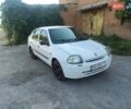 Белый Рено Clio Symbol, объемом двигателя 1.39 л и пробегом 437 тыс. км за 2250 $, фото 5 на Automoto.ua