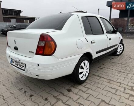 Белый Рено Clio Symbol, объемом двигателя 1.4 л и пробегом 350 тыс. км за 1850 $, фото 4 на Automoto.ua