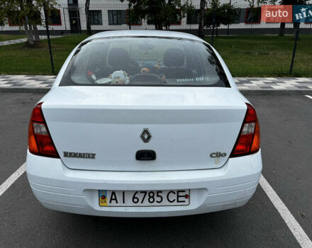 Белый Рено Clio Symbol, объемом двигателя 1.39 л и пробегом 335 тыс. км за 2300 $, фото 3 на Automoto.ua