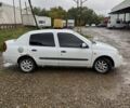 Белый Рено Clio Symbol, объемом двигателя 1.4 л и пробегом 456 тыс. км за 1950 $, фото 3 на Automoto.ua