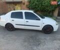 Белый Рено Clio Symbol, объемом двигателя 1.39 л и пробегом 437 тыс. км за 2250 $, фото 9 на Automoto.ua