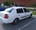 Белый Рено Clio Symbol, объемом двигателя 1.4 л и пробегом 410 тыс. км за 2150 $, фото 4 на Automoto.ua