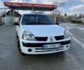 Белый Рено Clio Symbol, объемом двигателя 1.4 л и пробегом 370 тыс. км за 2200 $, фото 1 на Automoto.ua