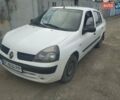 Белый Рено Clio Symbol, объемом двигателя 1.39 л и пробегом 190 тыс. км за 2300 $, фото 3 на Automoto.ua