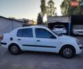 Белый Рено Clio Symbol, объемом двигателя 1.4 л и пробегом 190 тыс. км за 2100 $, фото 3 на Automoto.ua
