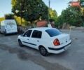 Белый Рено Clio Symbol, объемом двигателя 1.4 л и пробегом 190 тыс. км за 2100 $, фото 6 на Automoto.ua