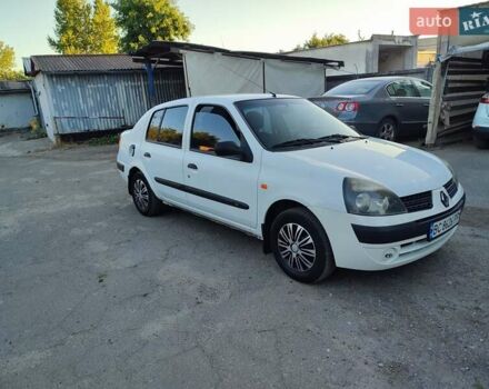 Белый Рено Clio Symbol, объемом двигателя 1.4 л и пробегом 190 тыс. км за 2100 $, фото 2 на Automoto.ua