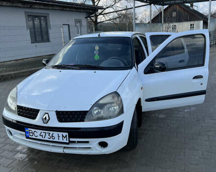 Белый Рено Clio Symbol, объемом двигателя 1.4 л и пробегом 370 тыс. км за 2900 $, фото 4 на Automoto.ua