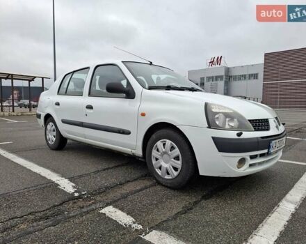 Белый Рено Clio Symbol, объемом двигателя 1.39 л и пробегом 250 тыс. км за 3100 $, фото 8 на Automoto.ua