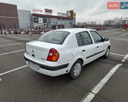 Белый Рено Clio Symbol, объемом двигателя 1.39 л и пробегом 250 тыс. км за 3100 $, фото 5 на Automoto.ua