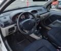 Білий Рено Clio Symbol, об'ємом двигуна 1.39 л та пробігом 223 тис. км за 2600 $, фото 12 на Automoto.ua