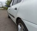 Білий Рено Clio Symbol, об'ємом двигуна 1.39 л та пробігом 383 тис. км за 2700 $, фото 5 на Automoto.ua