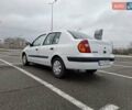 Белый Рено Clio Symbol, объемом двигателя 1.39 л и пробегом 250 тыс. км за 3100 $, фото 9 на Automoto.ua