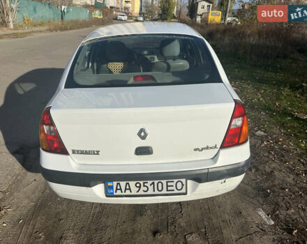 Белый Рено Clio Symbol, объемом двигателя 1.39 л и пробегом 210 тыс. км за 2399 $, фото 3 на Automoto.ua