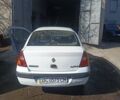 Белый Рено Clio Symbol, объемом двигателя 1.39 л и пробегом 303 тыс. км за 2250 $, фото 18 на Automoto.ua