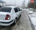 Белый Рено Clio Symbol, объемом двигателя 1.4 л и пробегом 390 тыс. км за 2850 $, фото 5 на Automoto.ua