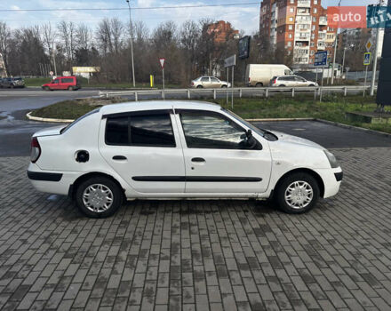 Белый Рено Clio Symbol, объемом двигателя 1.4 л и пробегом 248 тыс. км за 2500 $, фото 12 на Automoto.ua