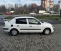 Белый Рено Clio Symbol, объемом двигателя 1.4 л и пробегом 250 тыс. км за 2950 $, фото 11 на Automoto.ua