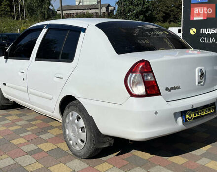 Белый Рено Clio Symbol, объемом двигателя 1.39 л и пробегом 291 тыс. км за 3999 $, фото 4 на Automoto.ua