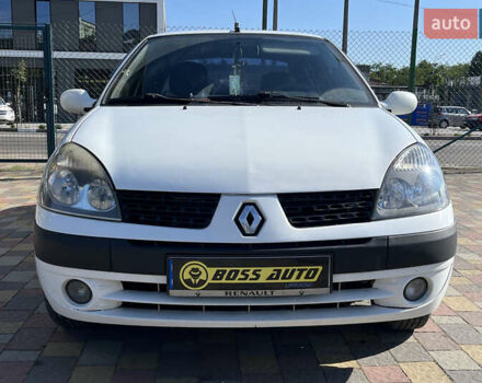 Белый Рено Clio Symbol, объемом двигателя 1.39 л и пробегом 291 тыс. км за 3999 $, фото 1 на Automoto.ua