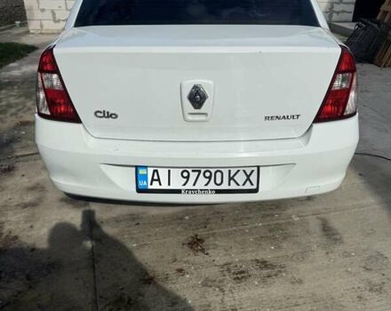 Белый Рено Clio Symbol, объемом двигателя 1.39 л и пробегом 250 тыс. км за 3500 $, фото 2 на Automoto.ua