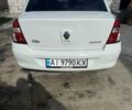 Белый Рено Clio Symbol, объемом двигателя 1.39 л и пробегом 250 тыс. км за 3500 $, фото 2 на Automoto.ua