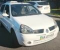 Белый Рено Clio Symbol, объемом двигателя 1.4 л и пробегом 254 тыс. км за 2999 $, фото 5 на Automoto.ua
