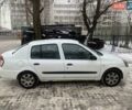 Белый Рено Clio Symbol, объемом двигателя 1.39 л и пробегом 224 тыс. км за 3100 $, фото 5 на Automoto.ua