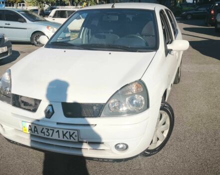 Белый Рено Clio Symbol, объемом двигателя 1.4 л и пробегом 254 тыс. км за 2999 $, фото 4 на Automoto.ua