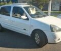 Белый Рено Clio Symbol, объемом двигателя 1.4 л и пробегом 254 тыс. км за 2999 $, фото 1 на Automoto.ua