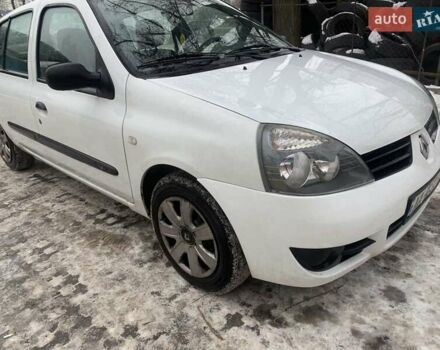Белый Рено Clio Symbol, объемом двигателя 1.39 л и пробегом 224 тыс. км за 3100 $, фото 8 на Automoto.ua