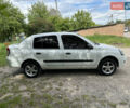 Белый Рено Clio Symbol, объемом двигателя 1.4 л и пробегом 230 тыс. км за 2800 $, фото 7 на Automoto.ua