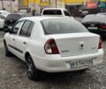 Белый Рено Clio Symbol, объемом двигателя 1.39 л и пробегом 251 тыс. км за 3100 $, фото 3 на Automoto.ua